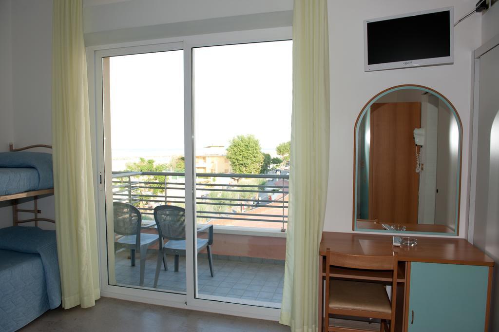 Albergo Villa Mauri Rimini Exterior foto