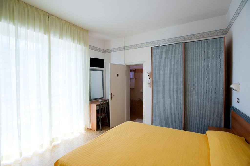 Albergo Villa Mauri Rimini Zimmer foto